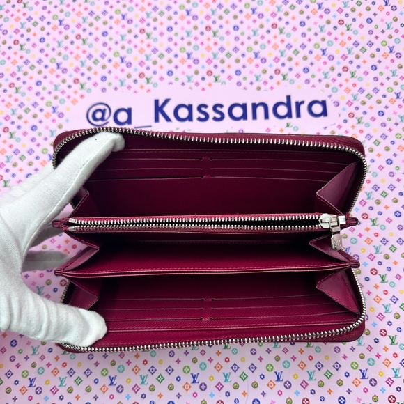 Louis Vuitton Epi Zip Around Wallet in Magenta - Picture 4 of 8